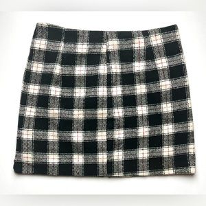 Forever 21 women’s 90’s plaid mini skirt